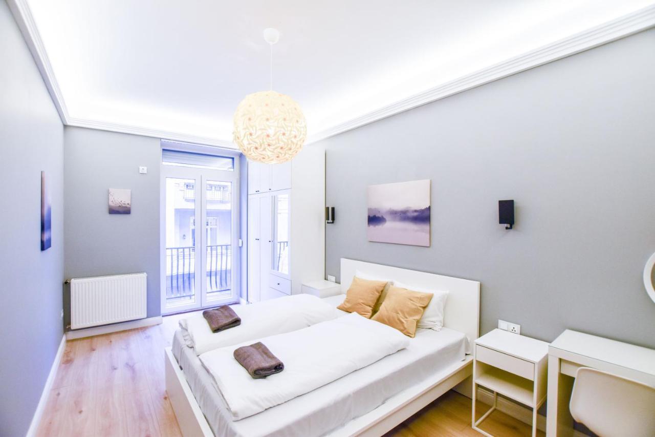 Riverside Apartment In Downtown Budapest Exterior photo