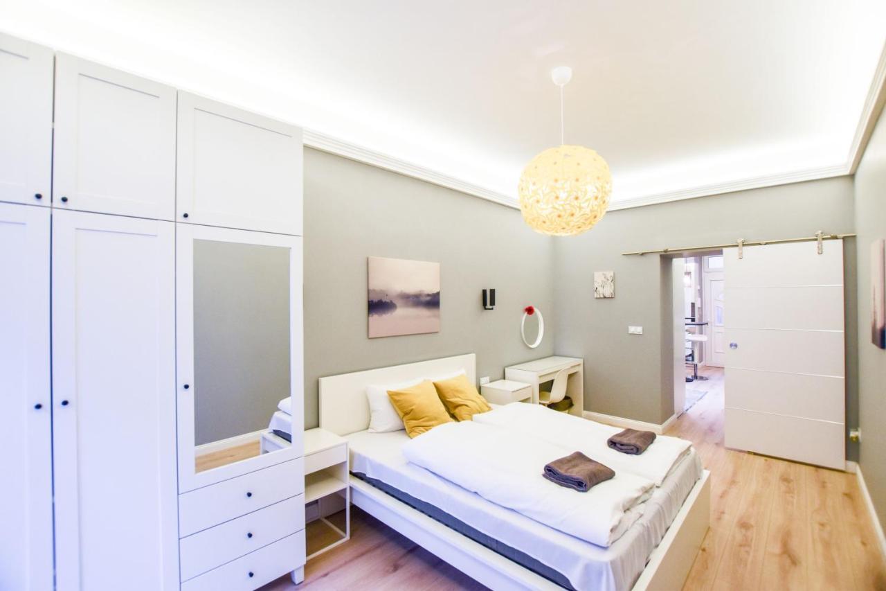 Riverside Apartment In Downtown Budapest Exterior photo